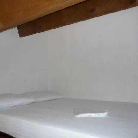 Villa Maison Avec Parking - 4 Pers. - Fr-1-81-757 Le Barcarès